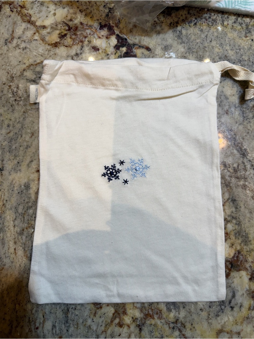 Organic Cotton Embroidered Snowflake Christmas Gift-bags
